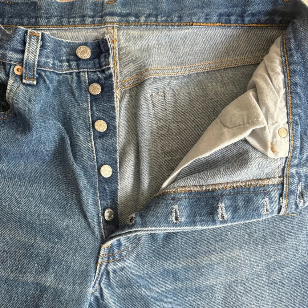 Levis 501xx Vintage 90s Made in USA Straight Leg Blue Denim Jeans 31 x 32